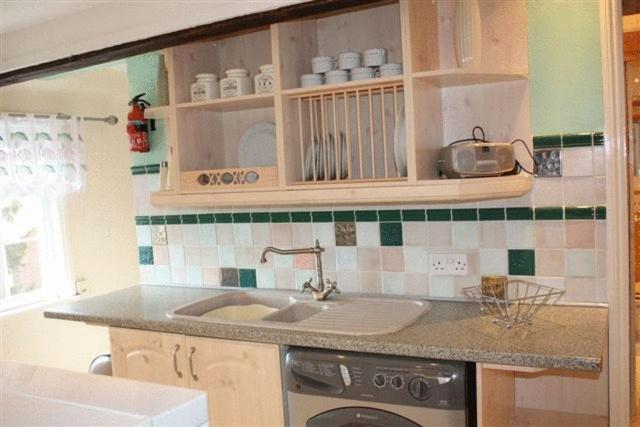 Robertsbridge Retreat At Cornhill Self Catering Apartments Room photo
